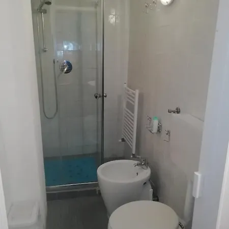 Alojamento de Acomodação e Pequeno-almoço Angelo